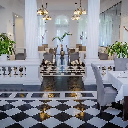 Aparthotel Matejki 8 4*