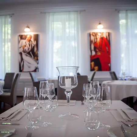 Matejki 8 Lejlighedshotel 4*